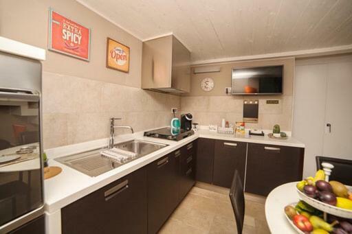 Oroverde Camere & Suite Nel Cuore Di Trani Exterior foto